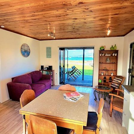 The Sunrise Bach - One Tree Point Holiday Home Bagian luar foto